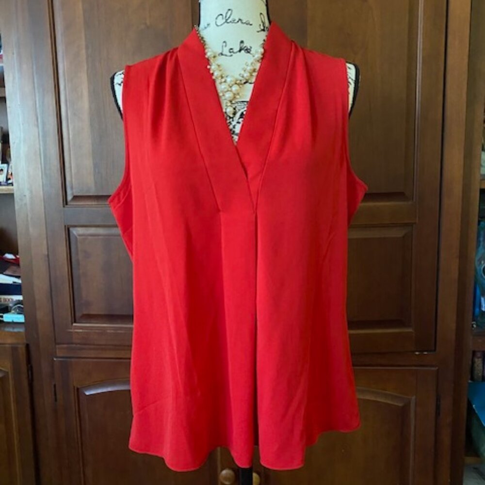 New Talbots Red Sleeveles Blouse Size M New with tags